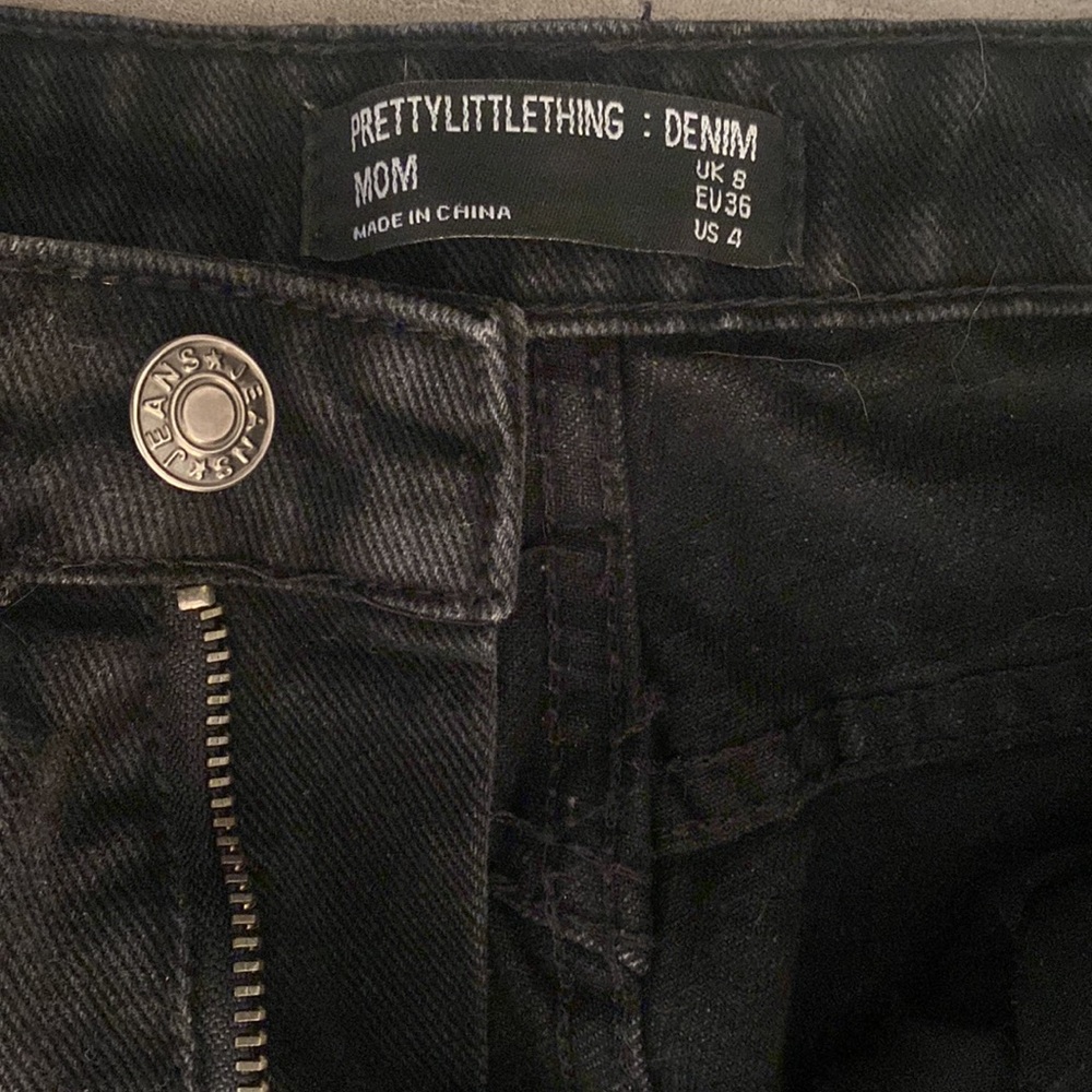 Pretty Little Thing Black Mom Jeans